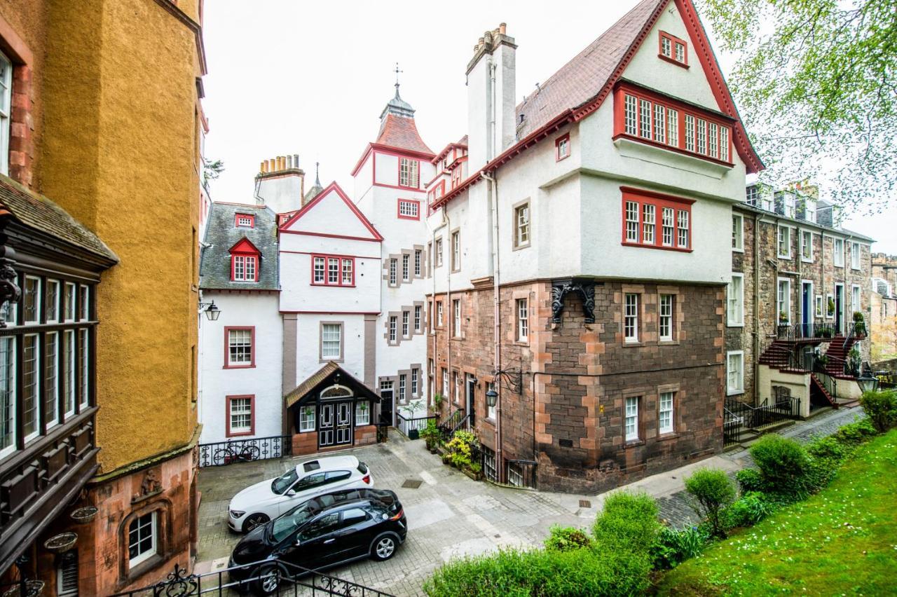 Appartamento Famous House, 1 Minute From Edinburgh Castle Esterno foto